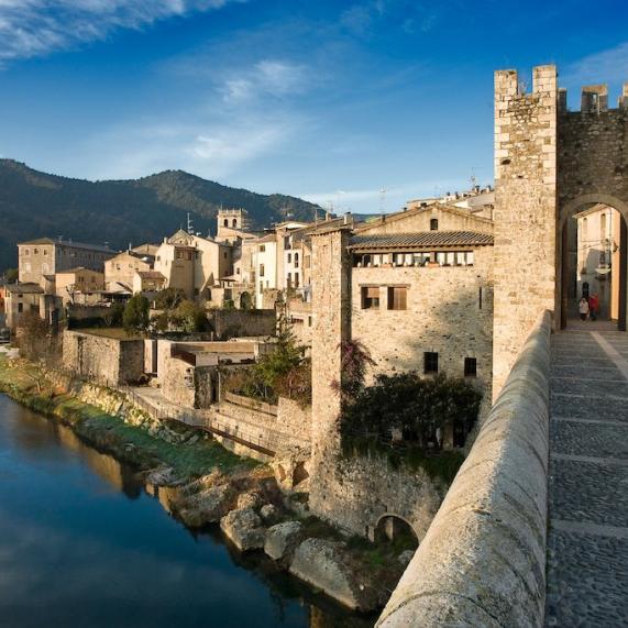 Pueblo Medieval de Besalú