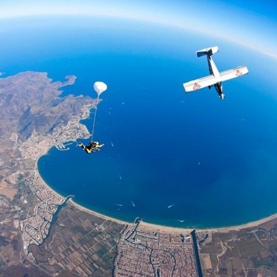 Salto en paracaídas